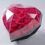 Caja de corazón de diamante acrílico